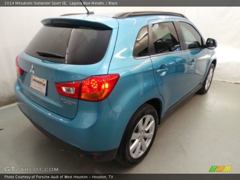 Laguna Blue Metallic / Black 2014 Mitsubishi Outlander Sport SE