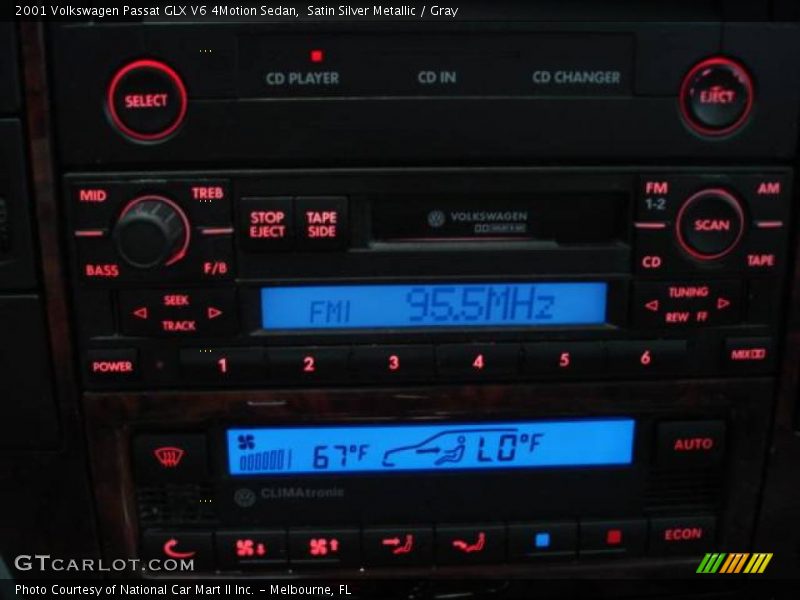 Satin Silver Metallic / Gray 2001 Volkswagen Passat GLX V6 4Motion Sedan