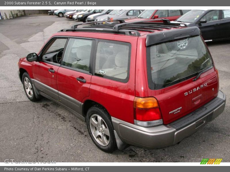 Canyon Red Pearl / Beige 2000 Subaru Forester 2.5 S