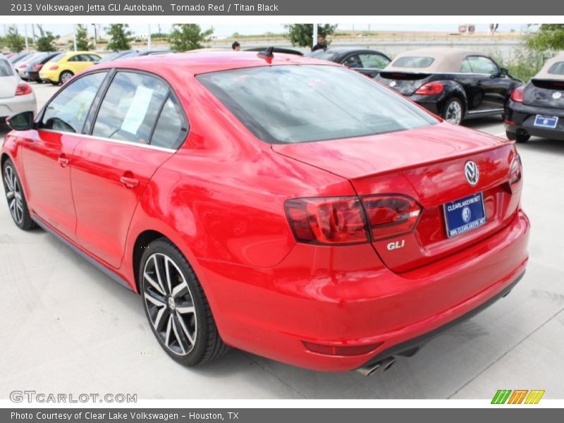 Tornado Red / Titan Black 2013 Volkswagen Jetta GLI Autobahn