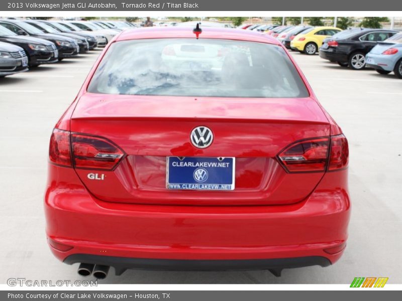 Tornado Red / Titan Black 2013 Volkswagen Jetta GLI Autobahn