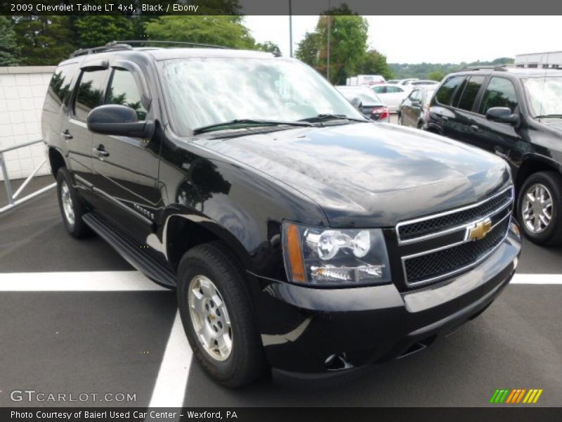 Front 3/4 View of 2009 Tahoe LT 4x4