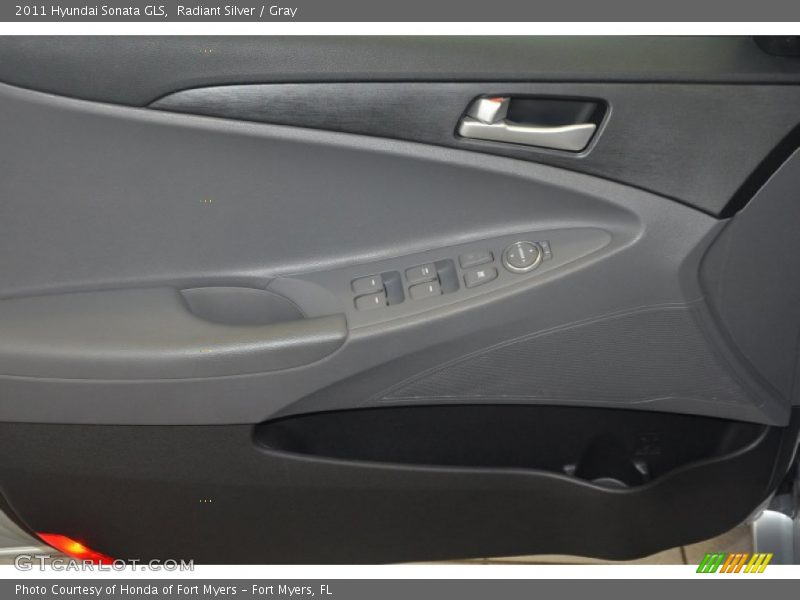 Radiant Silver / Gray 2011 Hyundai Sonata GLS