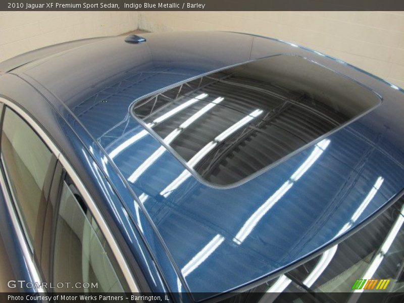 Indigo Blue Metallic / Barley 2010 Jaguar XF Premium Sport Sedan