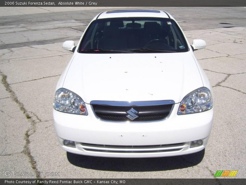 Absolute White / Grey 2006 Suzuki Forenza Sedan
