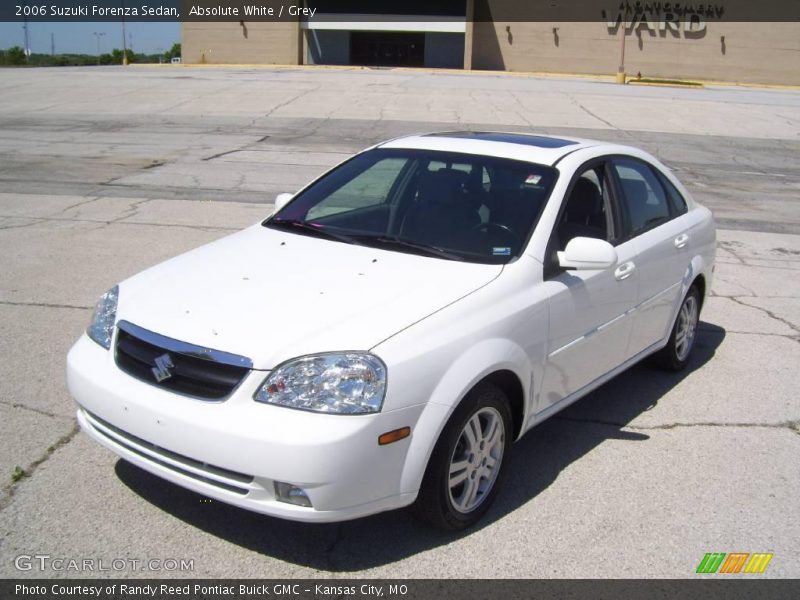 Absolute White / Grey 2006 Suzuki Forenza Sedan