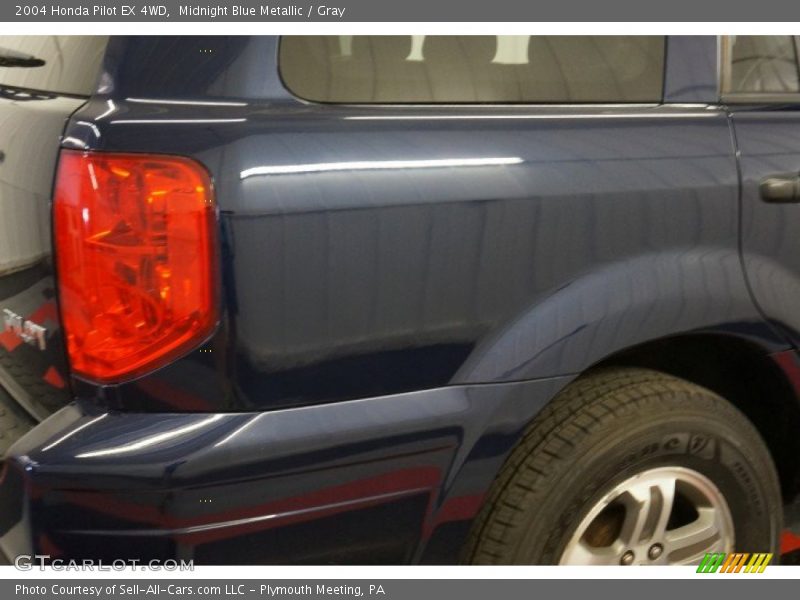 Midnight Blue Metallic / Gray 2004 Honda Pilot EX 4WD