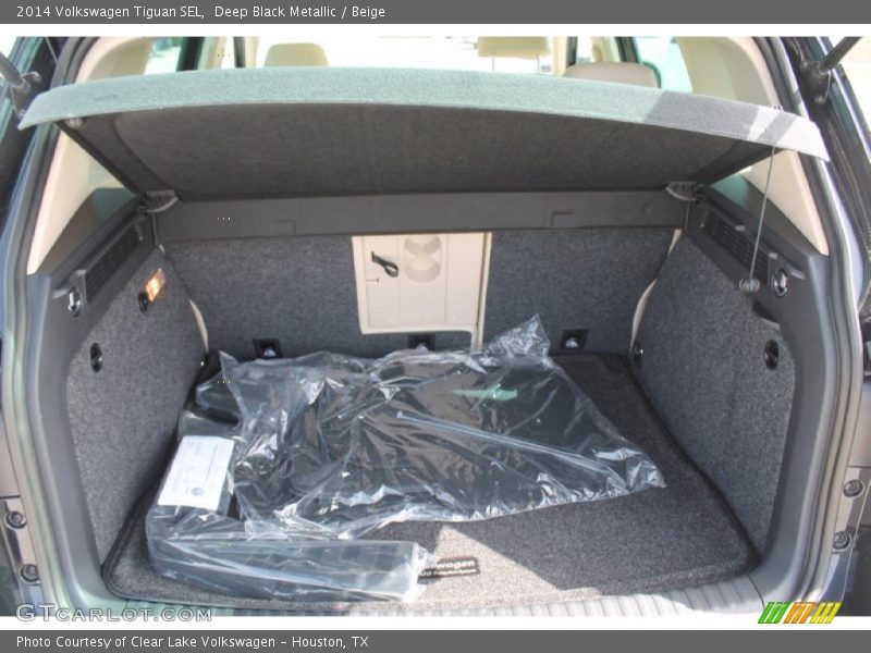 Deep Black Metallic / Beige 2014 Volkswagen Tiguan SEL