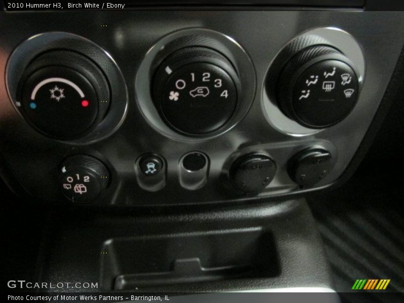 Birch White / Ebony 2010 Hummer H3