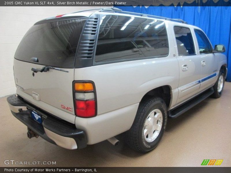 Silver Birch Metallic / Pewter/Dark Pewter 2005 GMC Yukon XL SLT 4x4