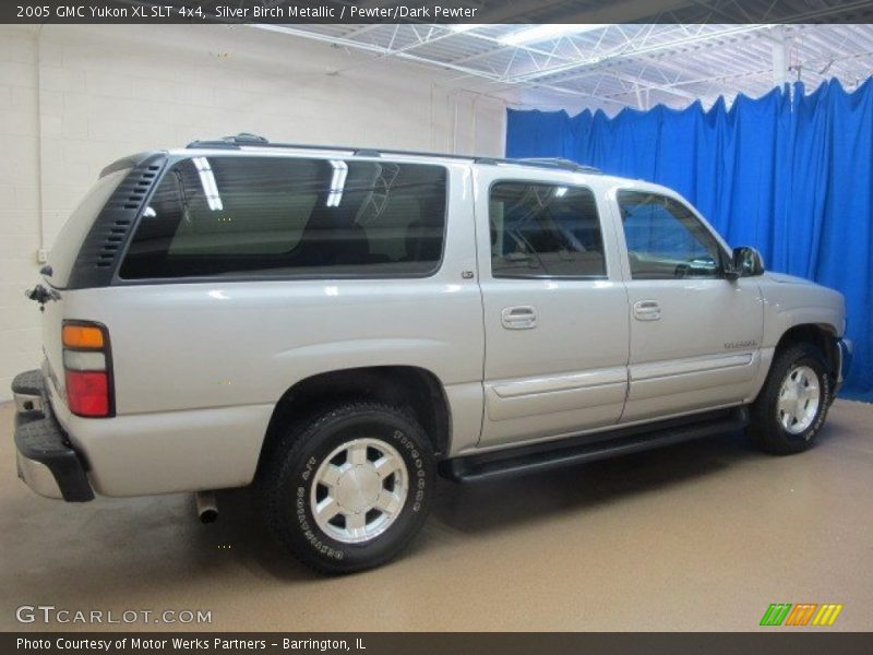 Silver Birch Metallic / Pewter/Dark Pewter 2005 GMC Yukon XL SLT 4x4