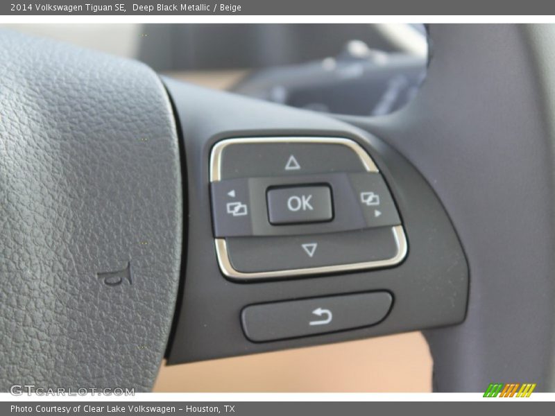 Deep Black Metallic / Beige 2014 Volkswagen Tiguan SE
