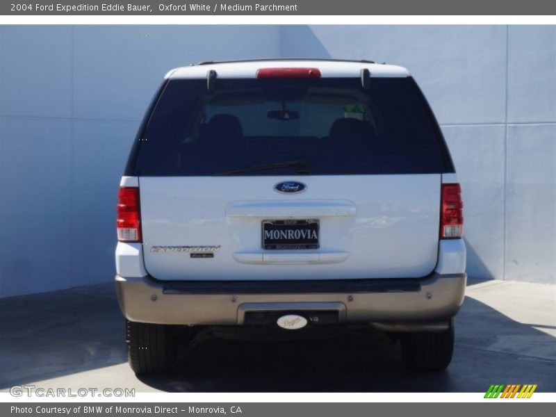Oxford White / Medium Parchment 2004 Ford Expedition Eddie Bauer