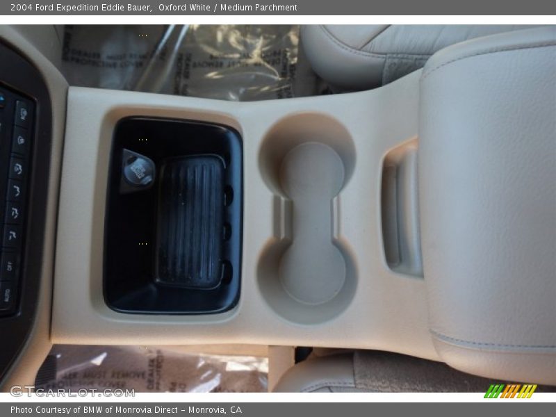 Oxford White / Medium Parchment 2004 Ford Expedition Eddie Bauer