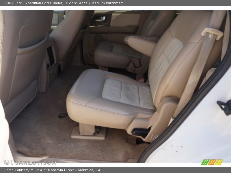 Oxford White / Medium Parchment 2004 Ford Expedition Eddie Bauer