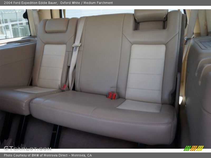 Oxford White / Medium Parchment 2004 Ford Expedition Eddie Bauer