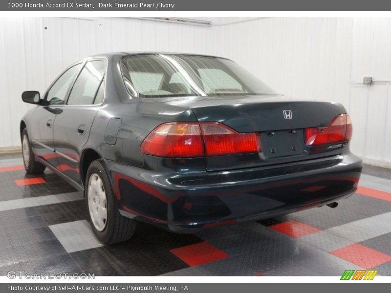 Dark Emerald Pearl / Ivory 2000 Honda Accord LX Sedan