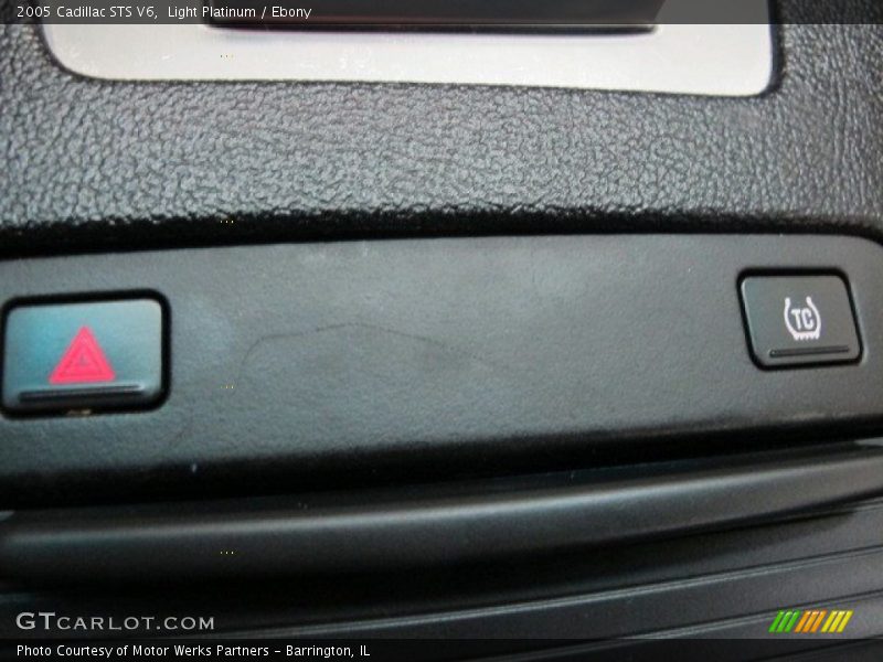 Light Platinum / Ebony 2005 Cadillac STS V6