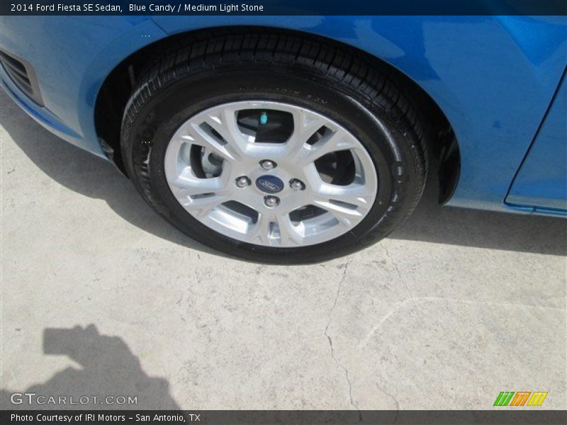 Blue Candy / Medium Light Stone 2014 Ford Fiesta SE Sedan