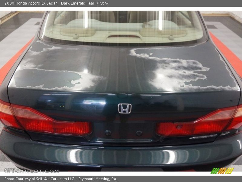 Dark Emerald Pearl / Ivory 2000 Honda Accord LX Sedan