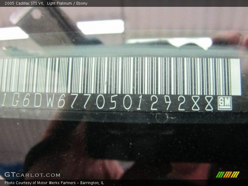 Light Platinum / Ebony 2005 Cadillac STS V6