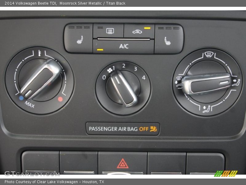 Moonrock Silver Metallic / Titan Black 2014 Volkswagen Beetle TDI