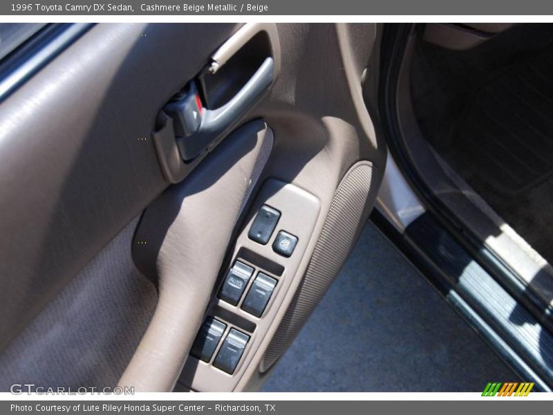 Cashmere Beige Metallic / Beige 1996 Toyota Camry DX Sedan