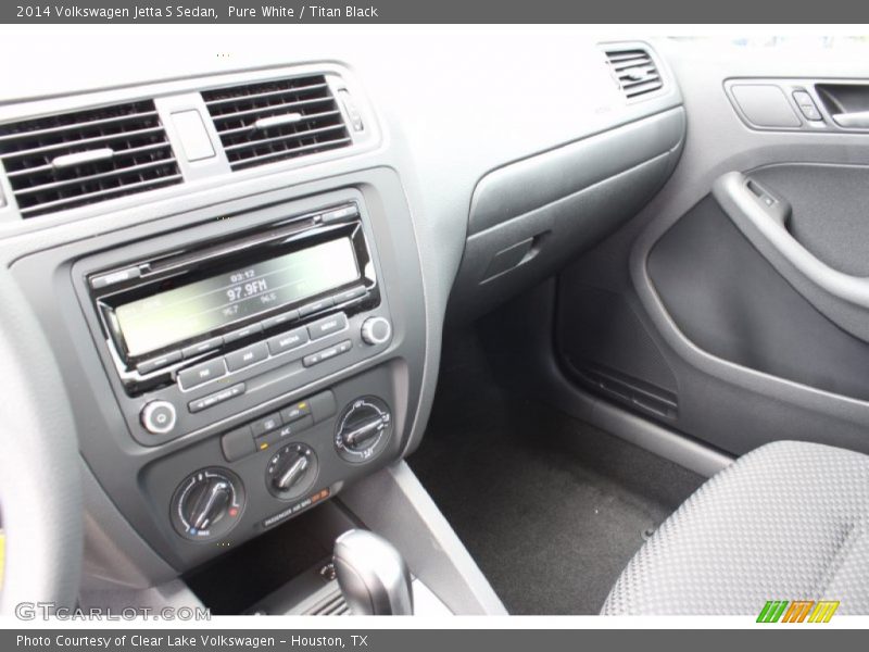 Pure White / Titan Black 2014 Volkswagen Jetta S Sedan