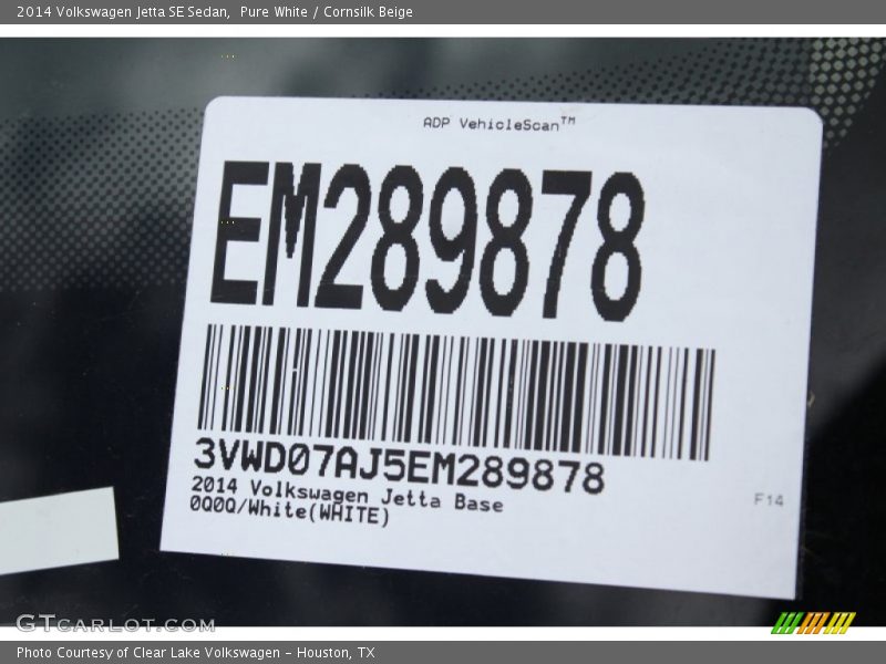 Pure White / Cornsilk Beige 2014 Volkswagen Jetta SE Sedan
