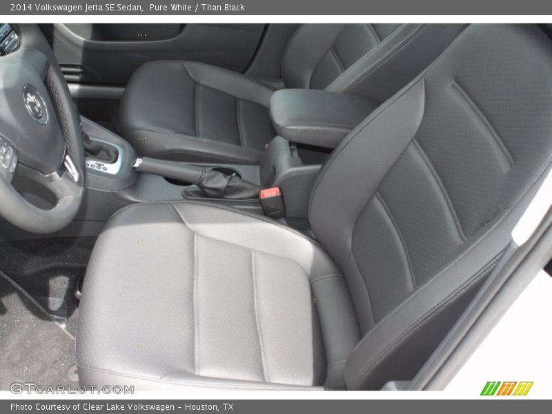 Pure White / Titan Black 2014 Volkswagen Jetta SE Sedan