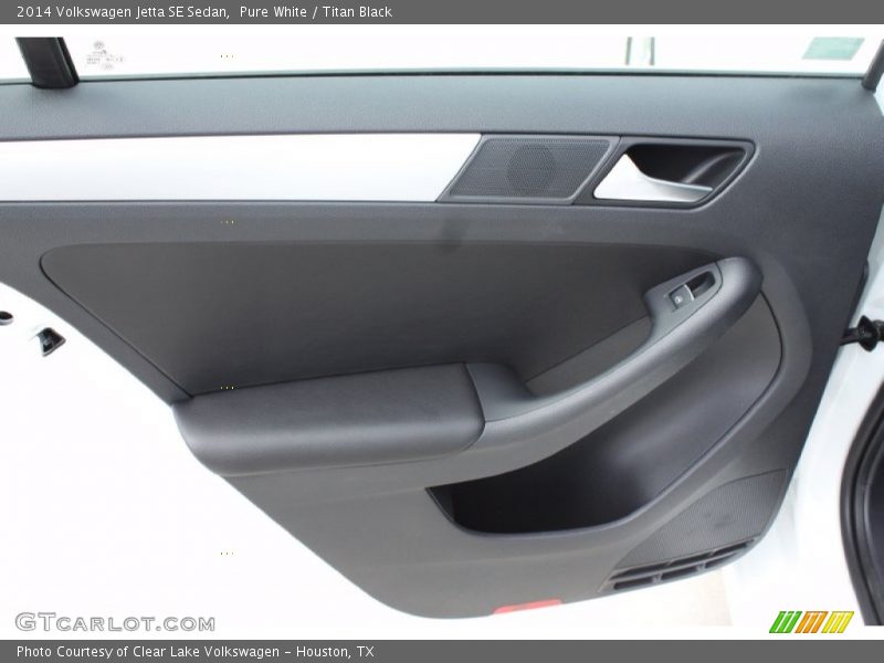 Pure White / Titan Black 2014 Volkswagen Jetta SE Sedan