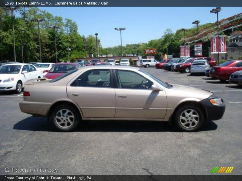 Cashmere Beige Metallic / Oak 1999 Toyota Camry LE V6