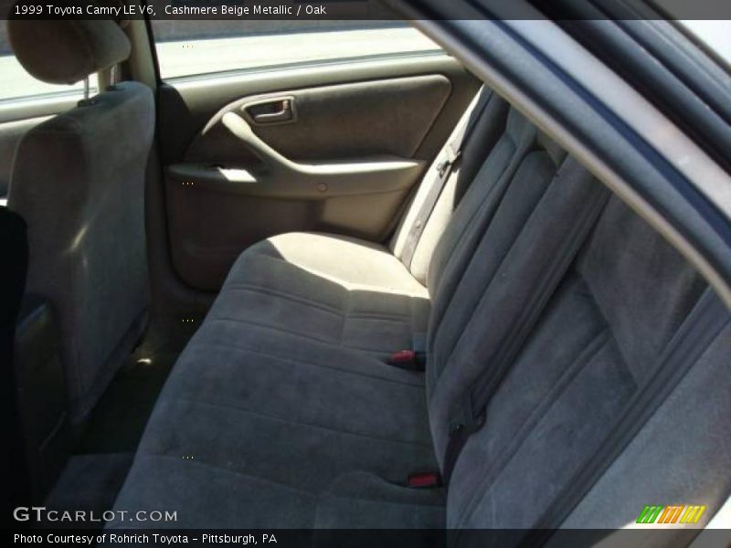 Cashmere Beige Metallic / Oak 1999 Toyota Camry LE V6