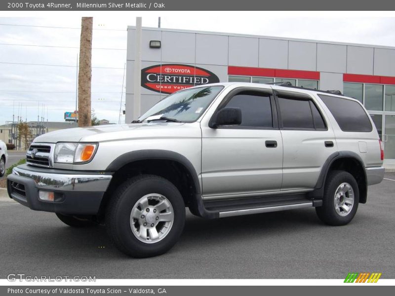 Millennium Silver Metallic / Oak 2000 Toyota 4Runner