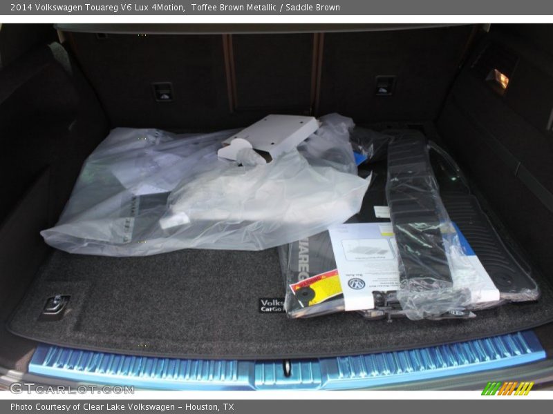 Toffee Brown Metallic / Saddle Brown 2014 Volkswagen Touareg V6 Lux 4Motion