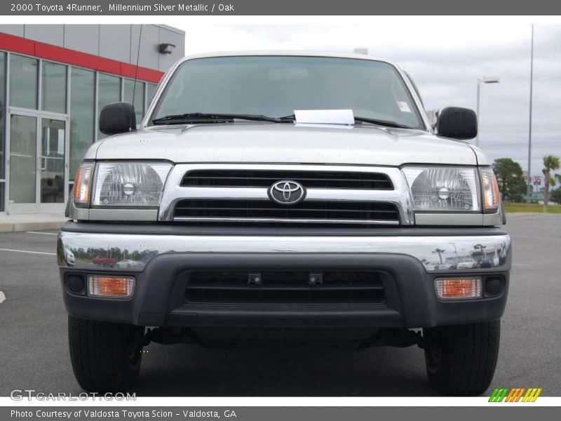 Millennium Silver Metallic / Oak 2000 Toyota 4Runner