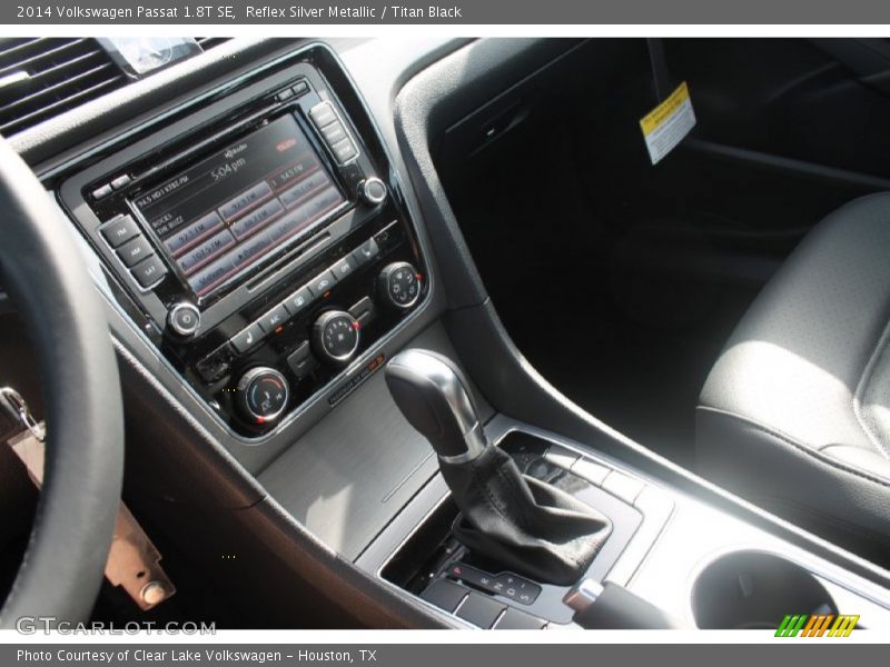 Reflex Silver Metallic / Titan Black 2014 Volkswagen Passat 1.8T SE