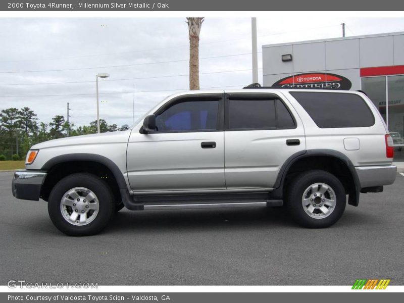 Millennium Silver Metallic / Oak 2000 Toyota 4Runner