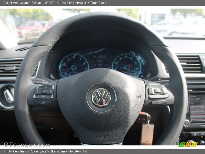 Reflex Silver Metallic / Titan Black 2014 Volkswagen Passat 1.8T SE