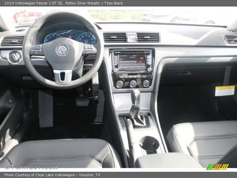 Reflex Silver Metallic / Titan Black 2014 Volkswagen Passat 1.8T SE