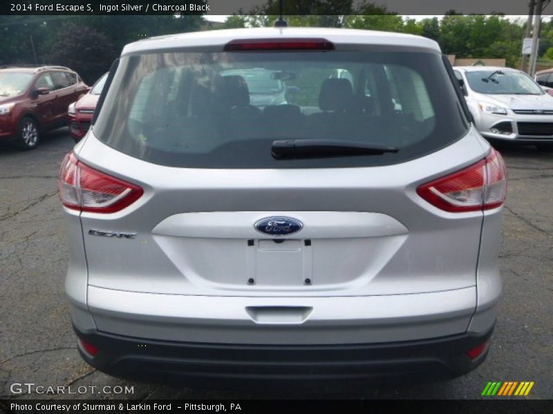 Ingot Silver / Charcoal Black 2014 Ford Escape S
