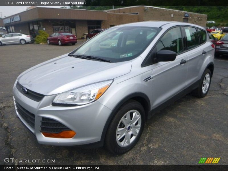 Ingot Silver / Charcoal Black 2014 Ford Escape S