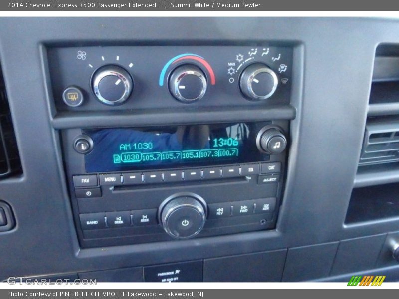 Summit White / Medium Pewter 2014 Chevrolet Express 3500 Passenger Extended LT