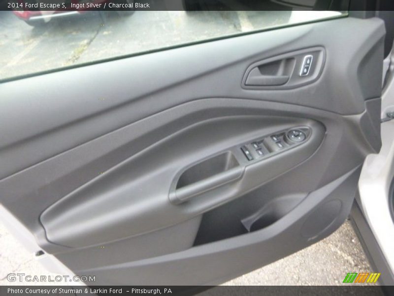 Ingot Silver / Charcoal Black 2014 Ford Escape S