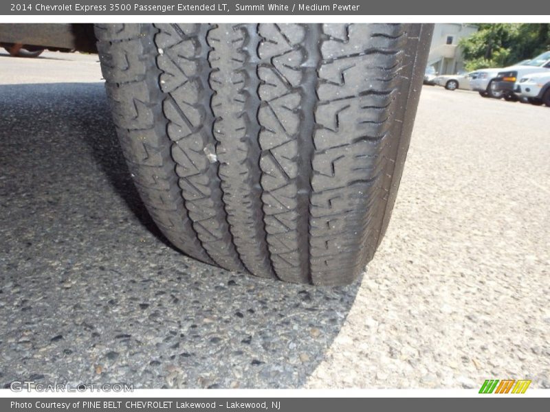 Summit White / Medium Pewter 2014 Chevrolet Express 3500 Passenger Extended LT