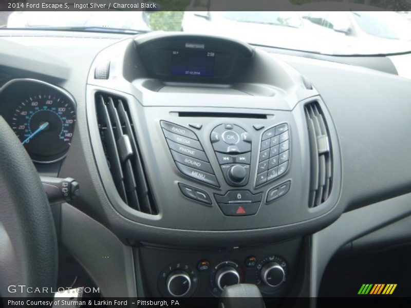 Ingot Silver / Charcoal Black 2014 Ford Escape S