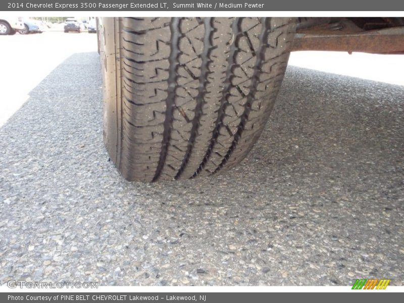 Summit White / Medium Pewter 2014 Chevrolet Express 3500 Passenger Extended LT