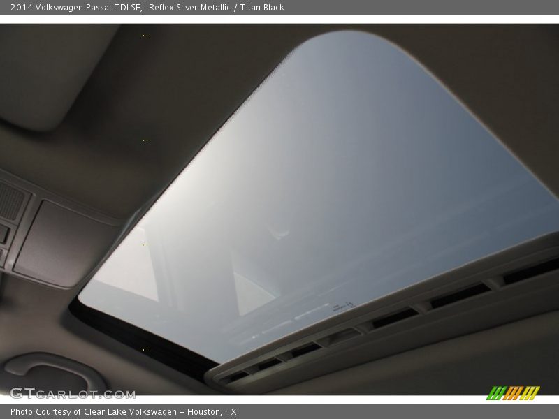 Reflex Silver Metallic / Titan Black 2014 Volkswagen Passat TDI SE