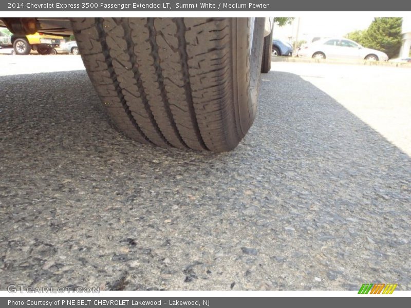 Summit White / Medium Pewter 2014 Chevrolet Express 3500 Passenger Extended LT