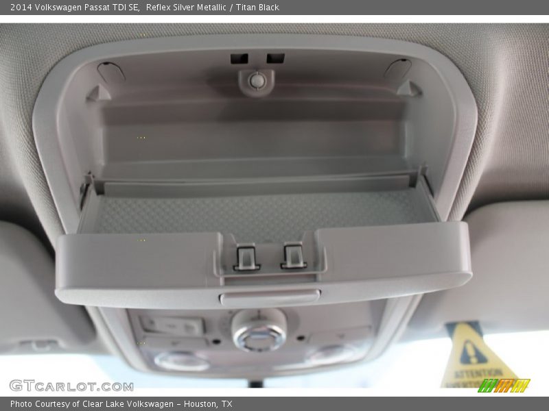 Reflex Silver Metallic / Titan Black 2014 Volkswagen Passat TDI SE